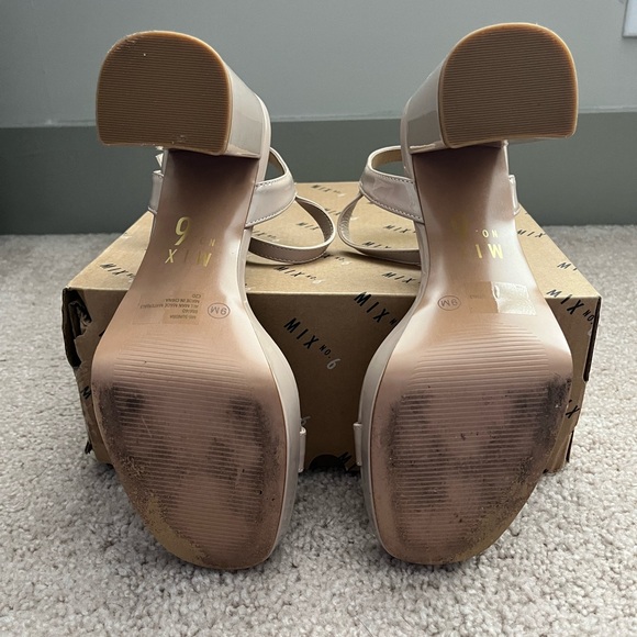 Mix No. 6 Women's Sundra Platform Sandal - Picture 4 of 5